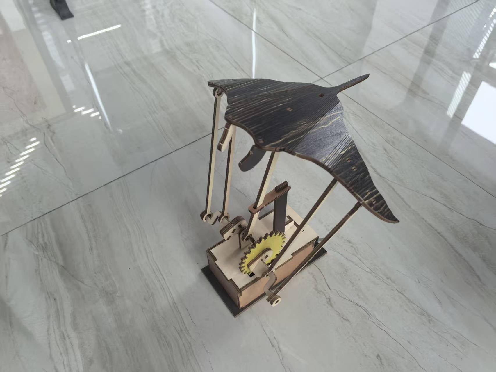 Electric Bionic Manta Ray Ornaments Animal Figurines